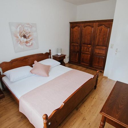 Apartment Deni Солин Екстер'єр фото