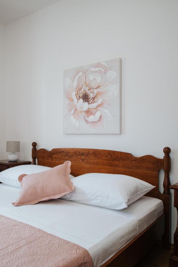Apartment Deni Солин Екстер'єр фото