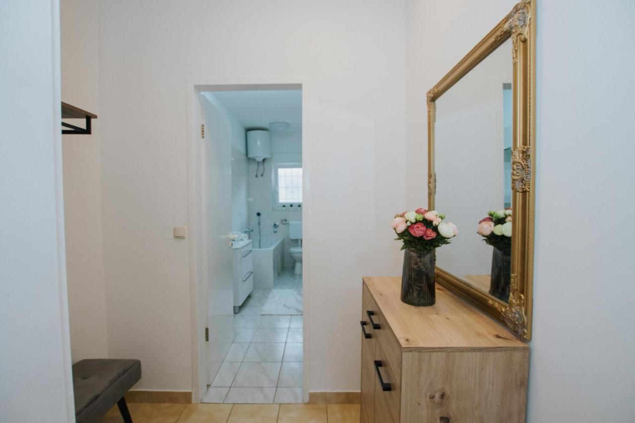 Apartment Deni Солин Екстер'єр фото