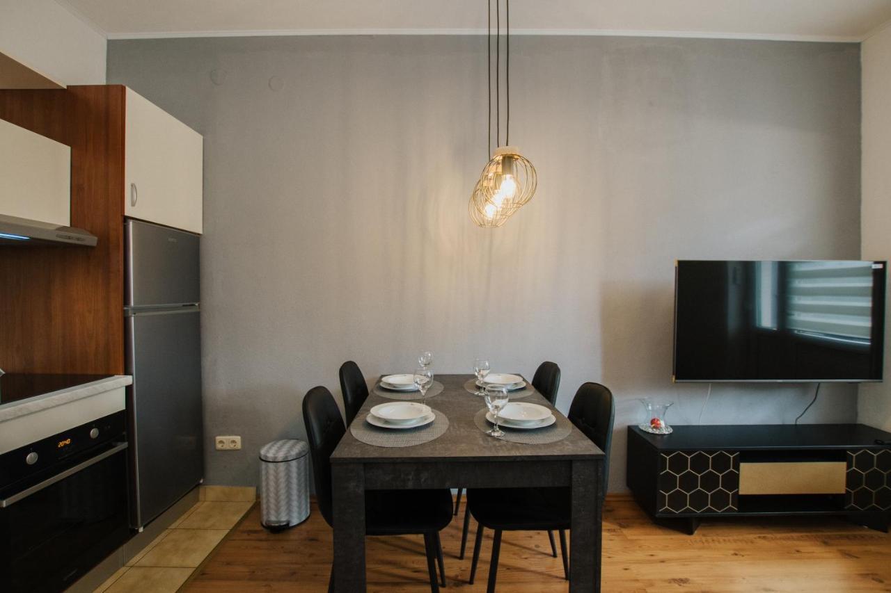 Apartment Deni Солин Екстер'єр фото